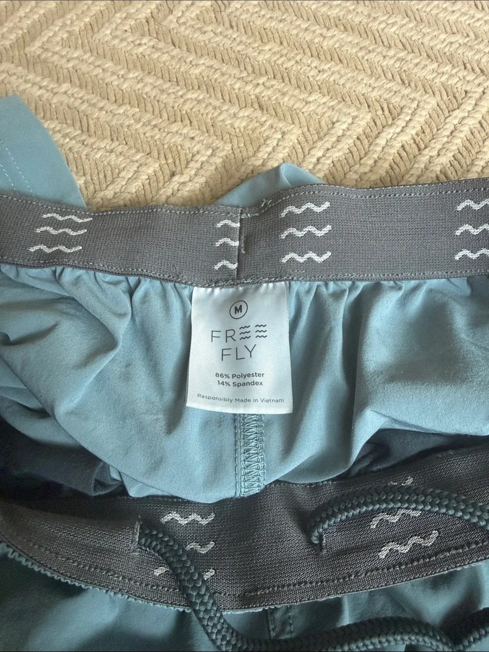 Free Fly Apparel shorts free vguc